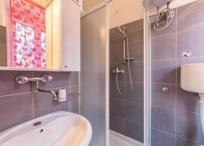 Two Eva Apartman Póla